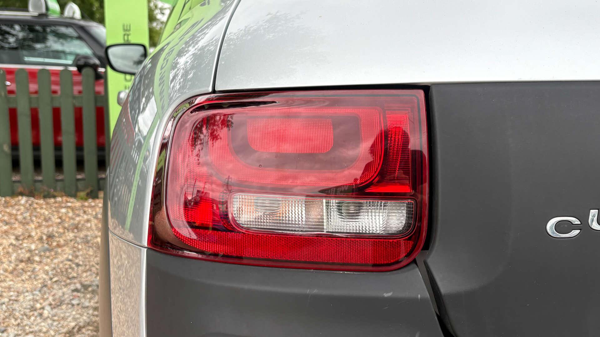 Citroen C4 Cactus view 34
