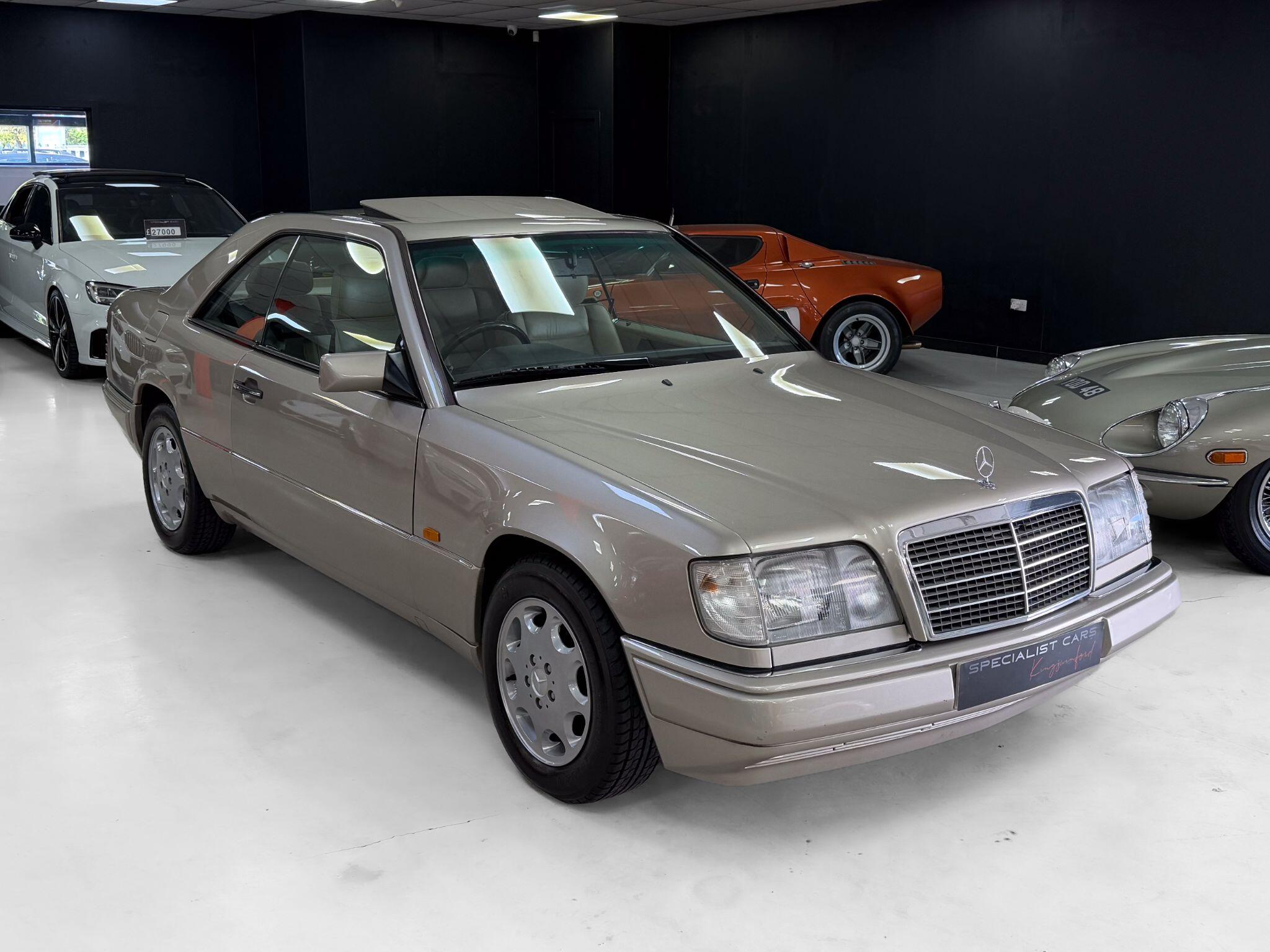 Mercedes-Benz E Class view 7