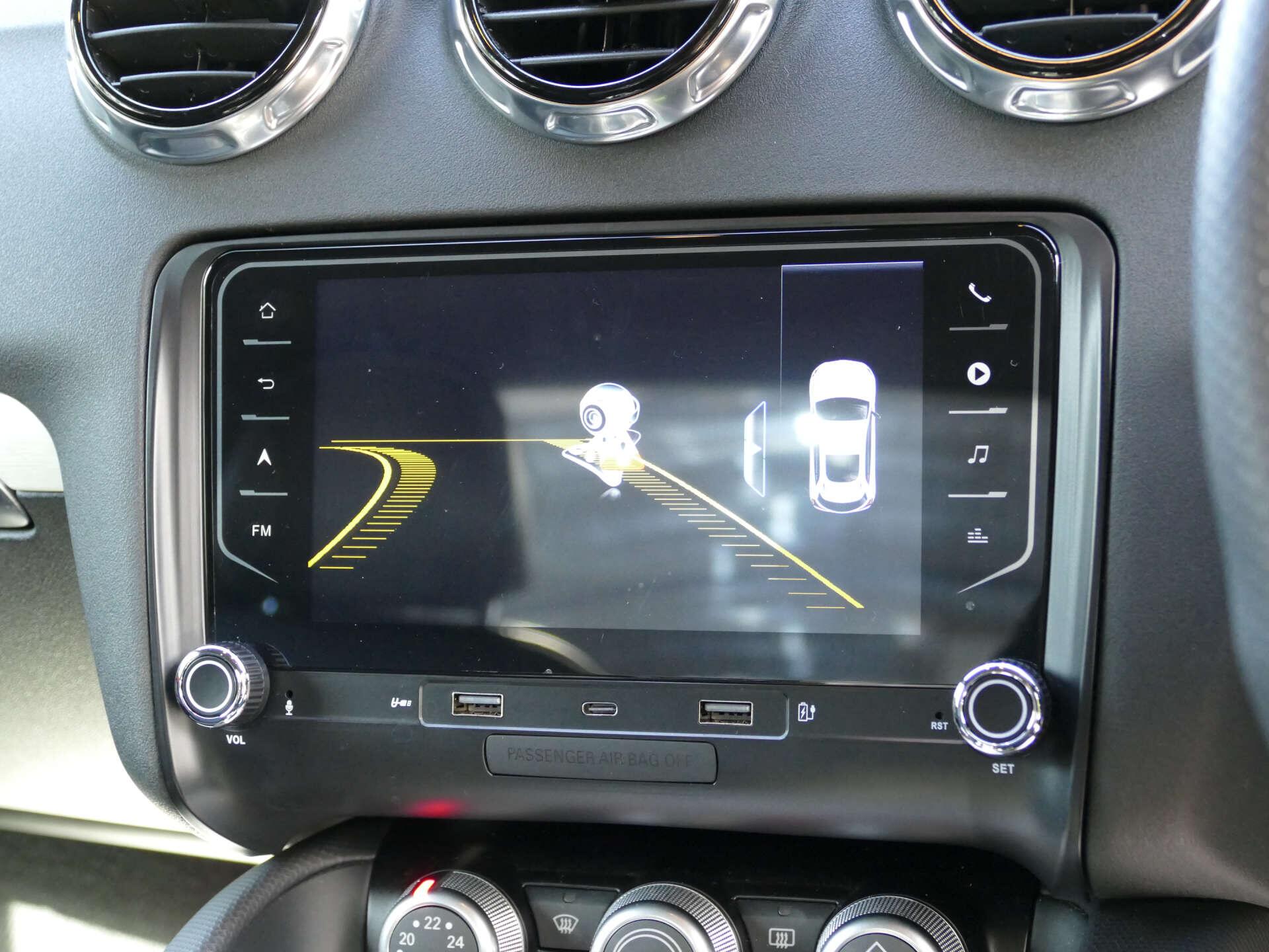 Audi TT view 33