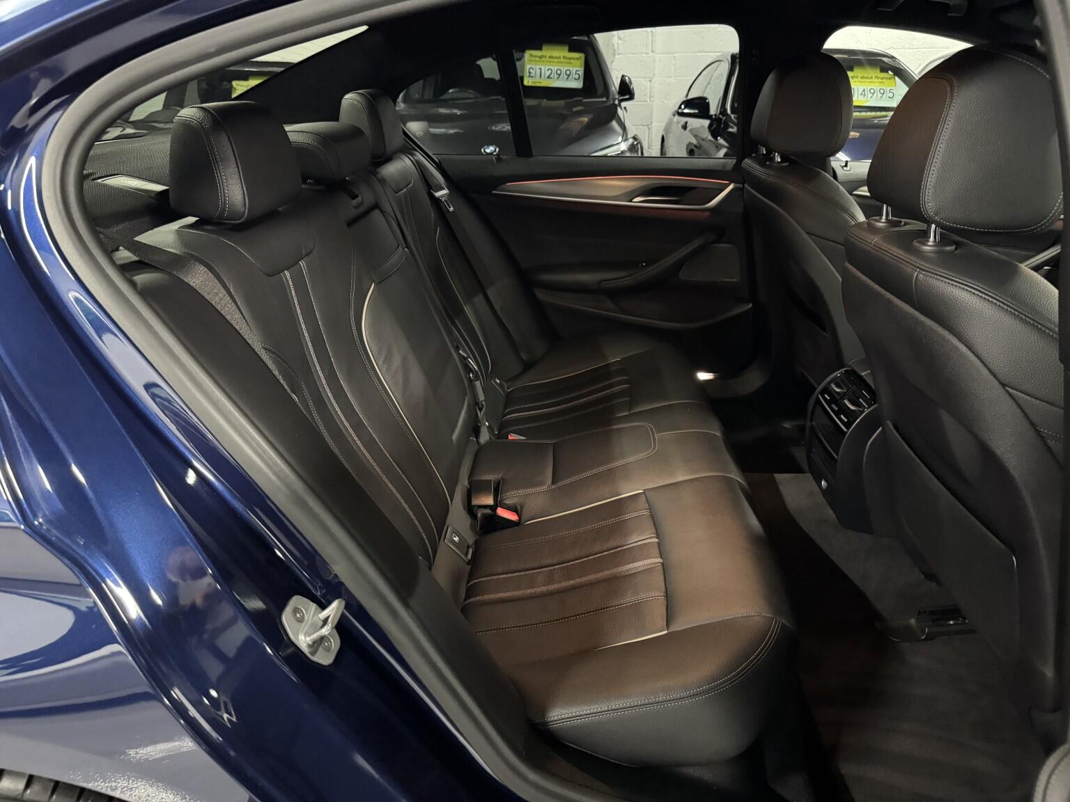 BMW 5 Series view 30