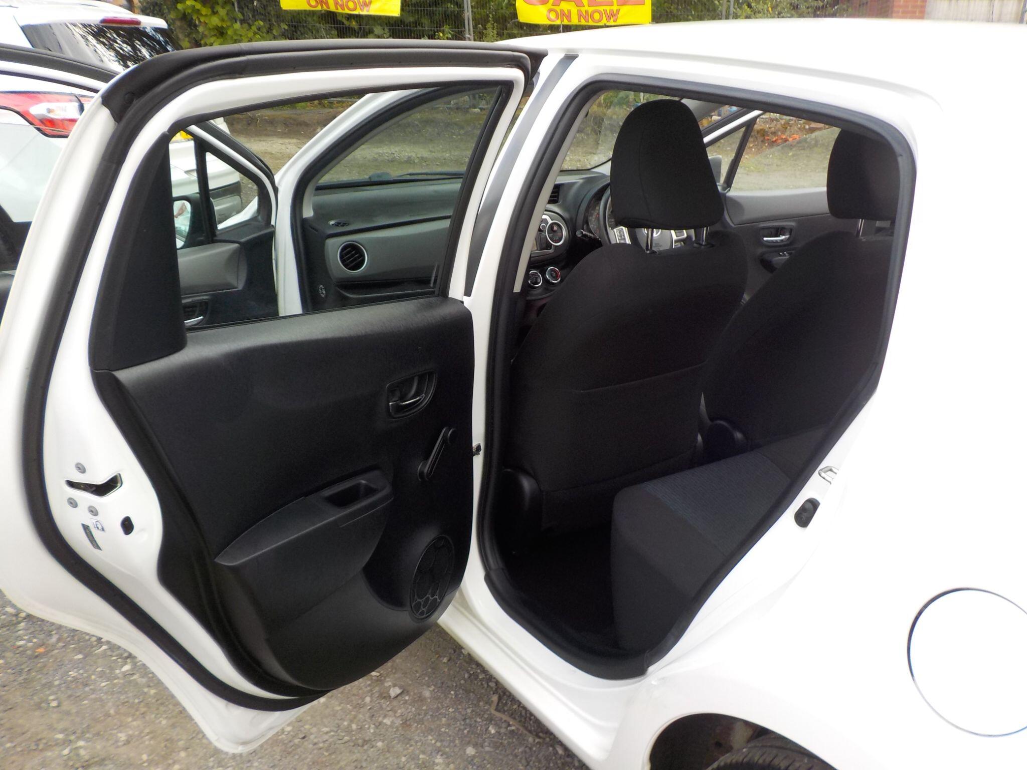 Toyota Yaris 1.33 Dual VVT-i TR Euro 5 5dr