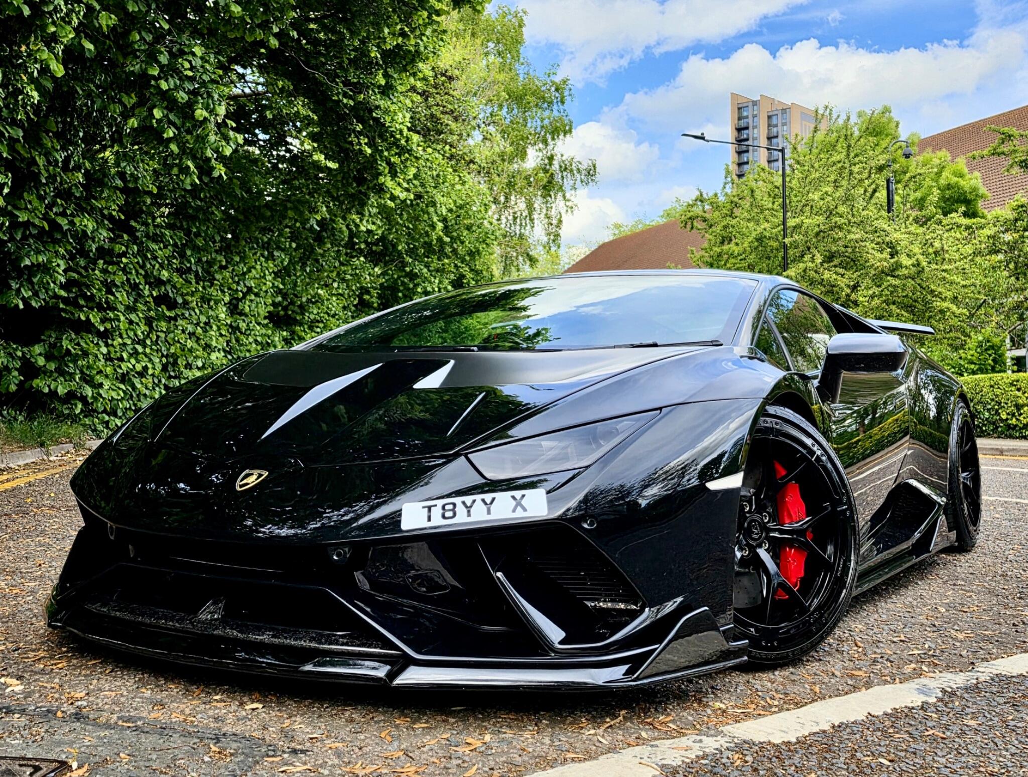 Lamborghini Huracan view 10