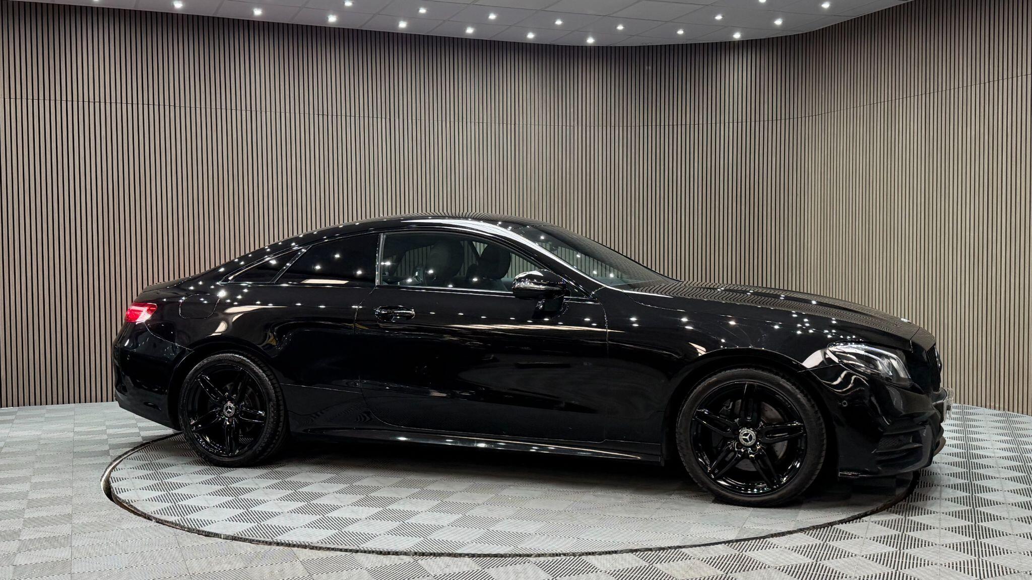 Mercedes-Benz E-Class view 37