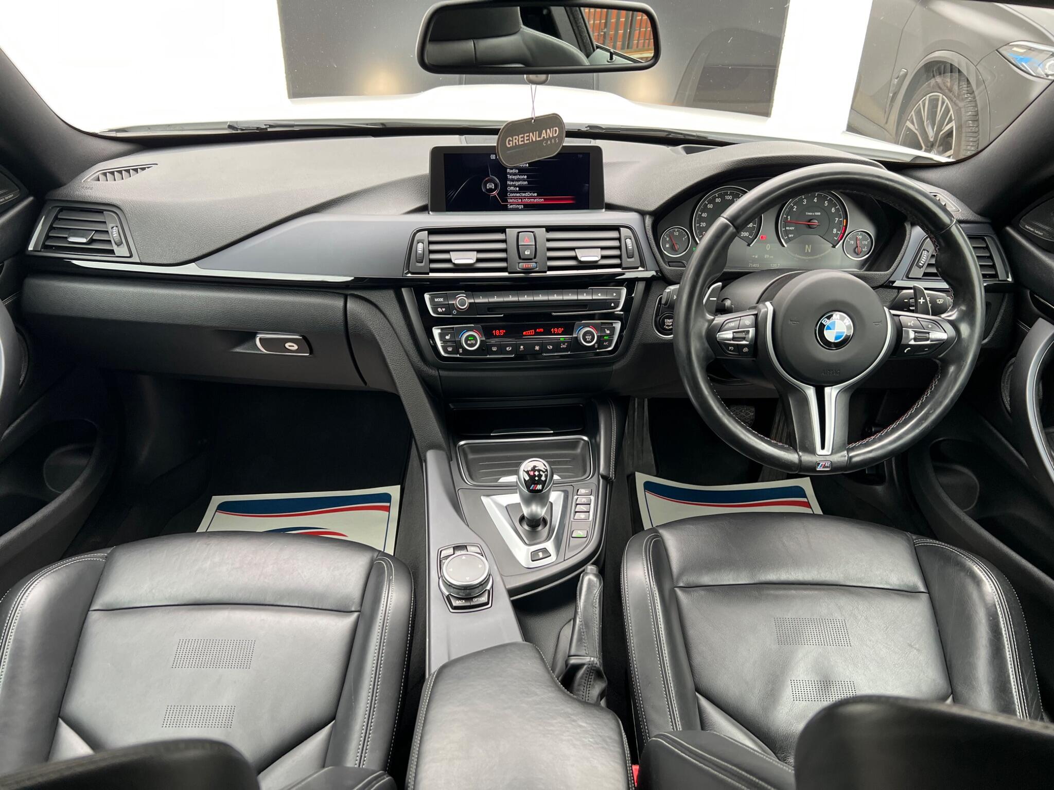 BMW M4 view 13