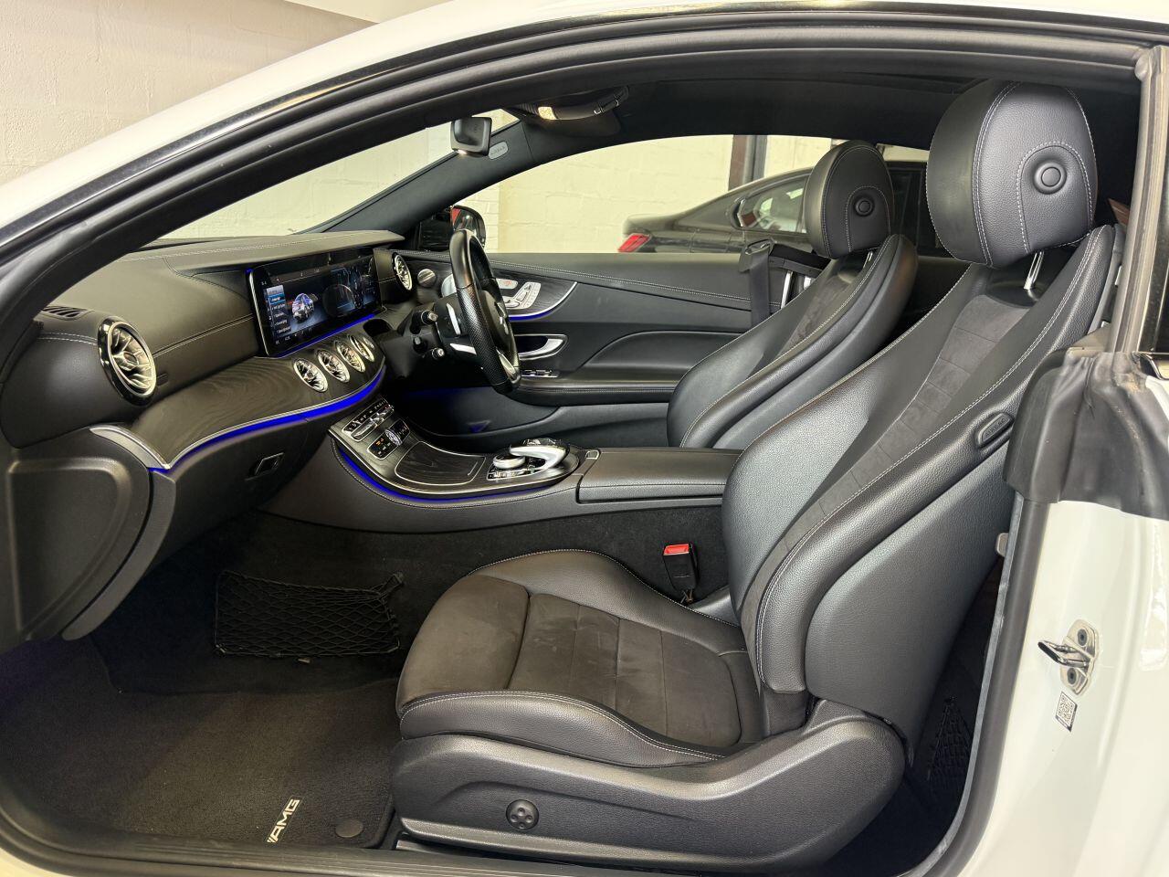 Mercedes-Benz E Class view 59