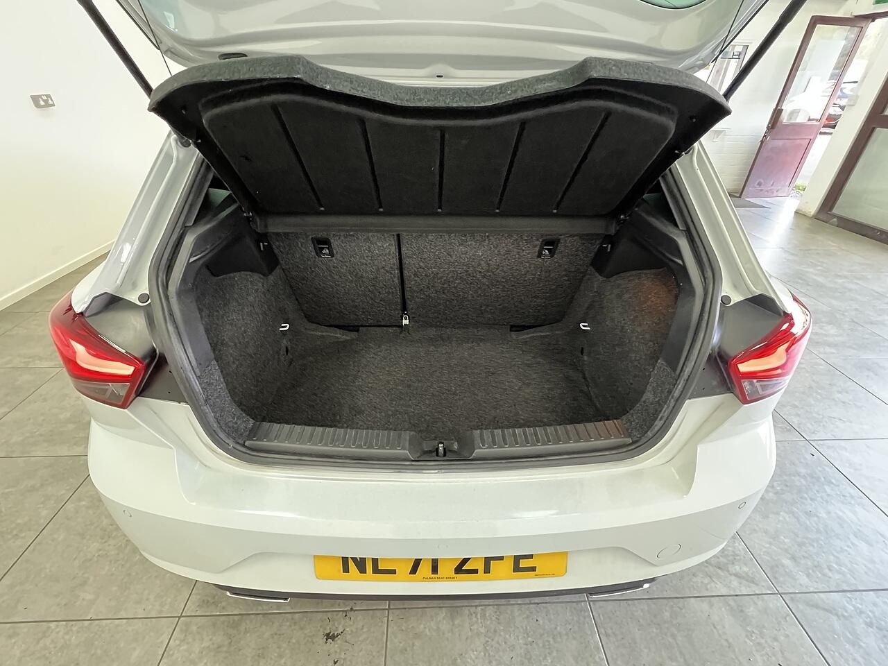 SEAT Ibiza view 17