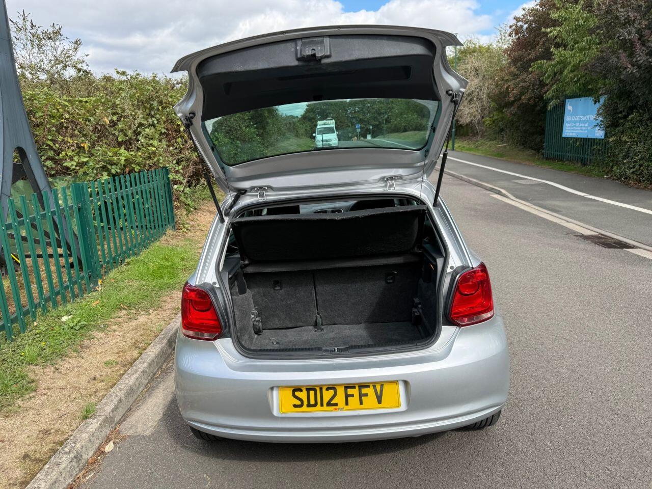 Volkswagen Polo view 19
