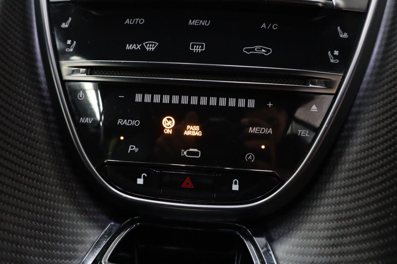Aston Martin DB11 view 34