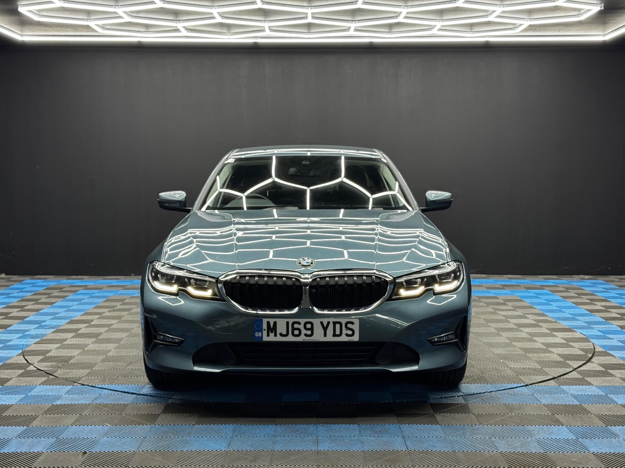 BMW 3 Series view 2