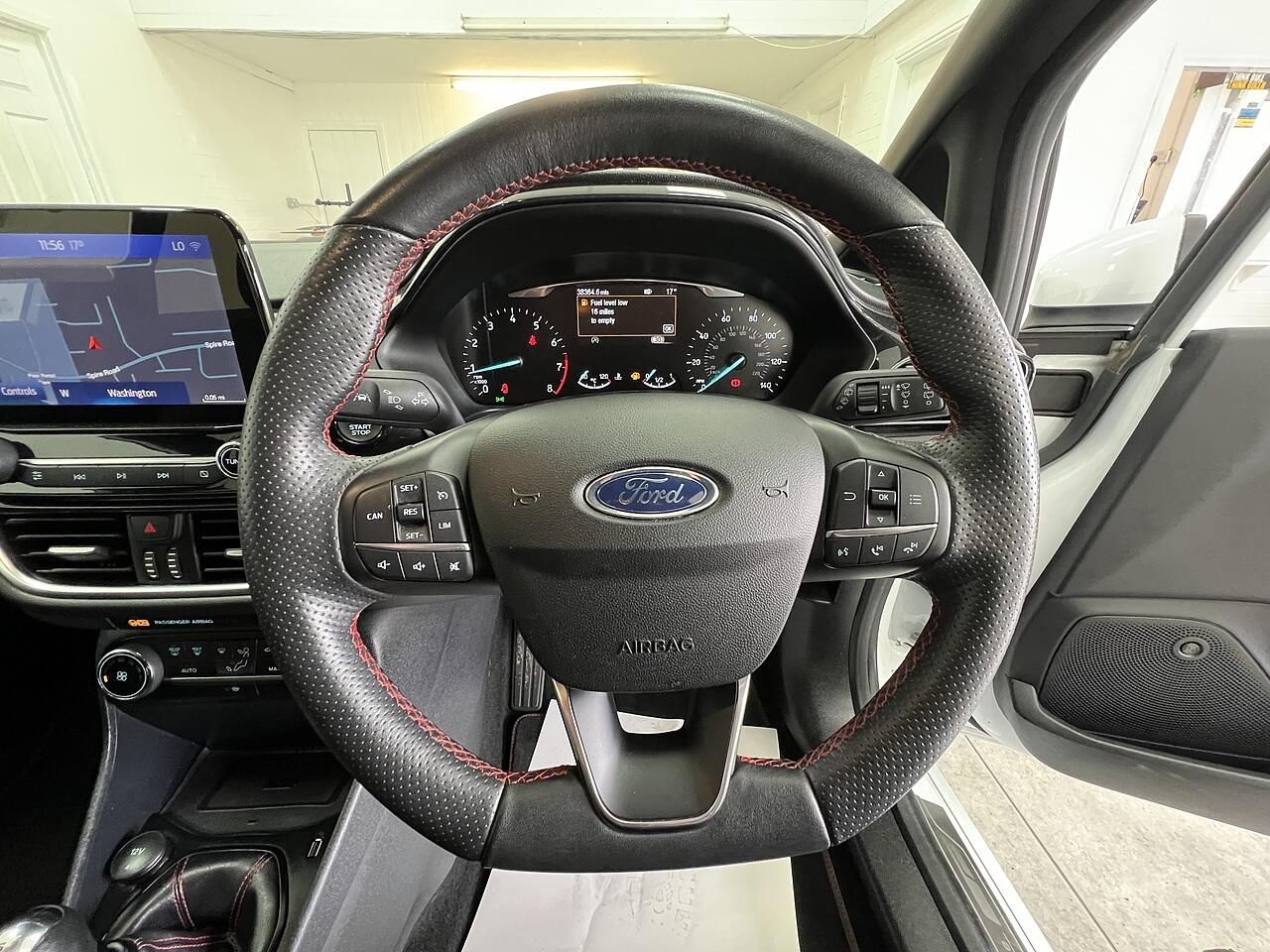 Ford Fiesta view 9