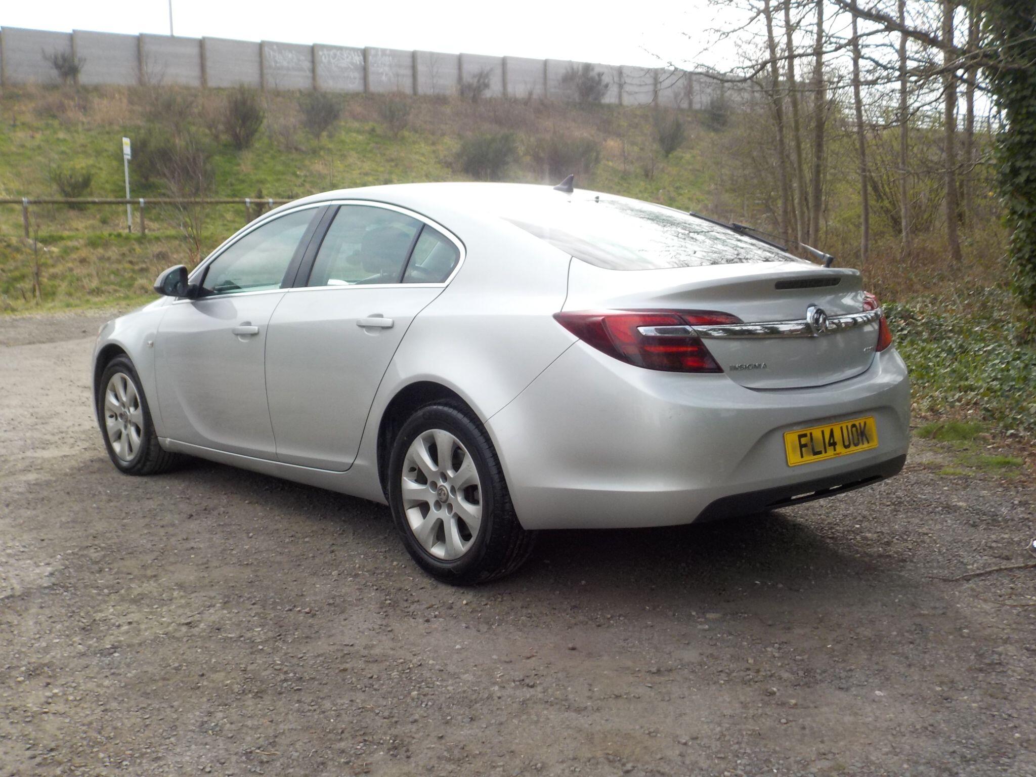 Vauxhall Insignia 2.0 CDTi Tech Line Auto Euro 5 5dr