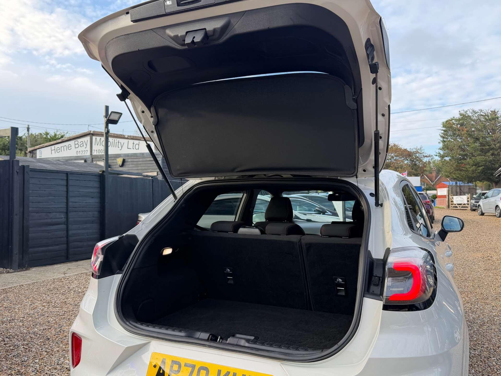 Ford Puma view 14