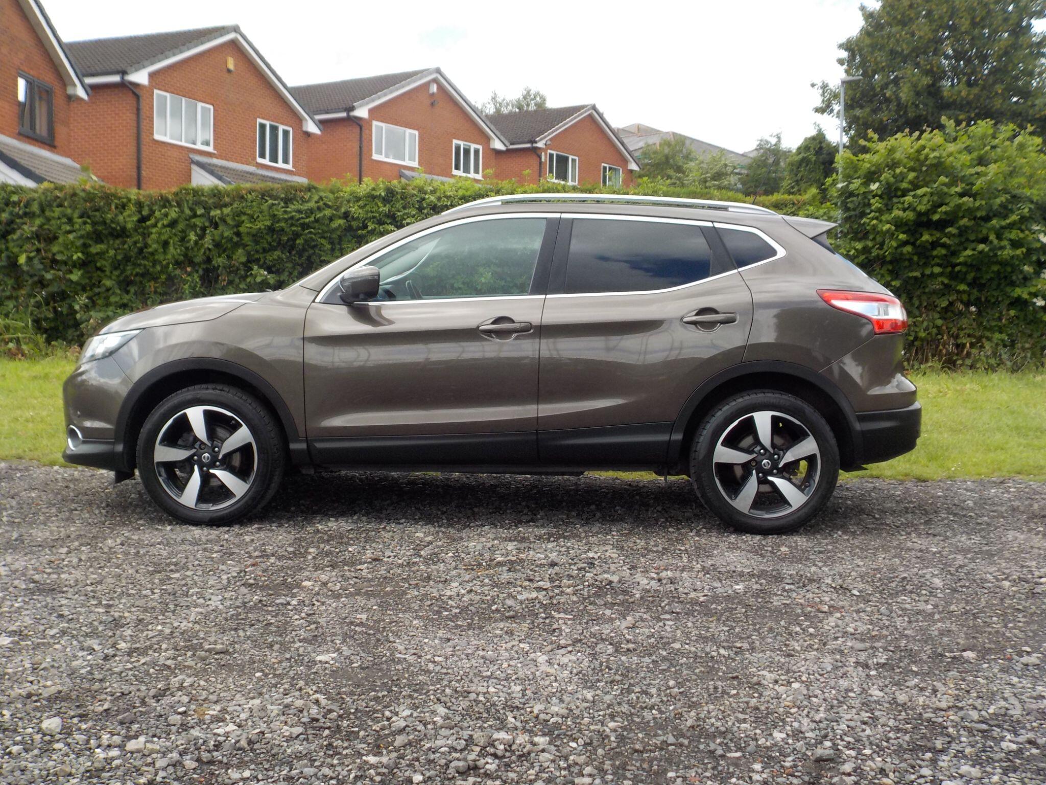 Nissan Qashqai 1.5 dCi n-tec+ 2WD Euro 5 (s/s) 5dr