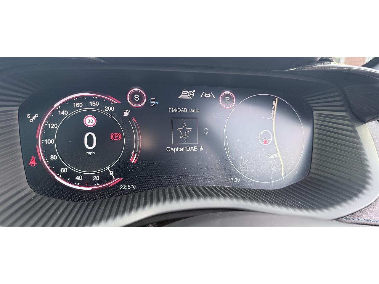 Aston Martin DBX view 20