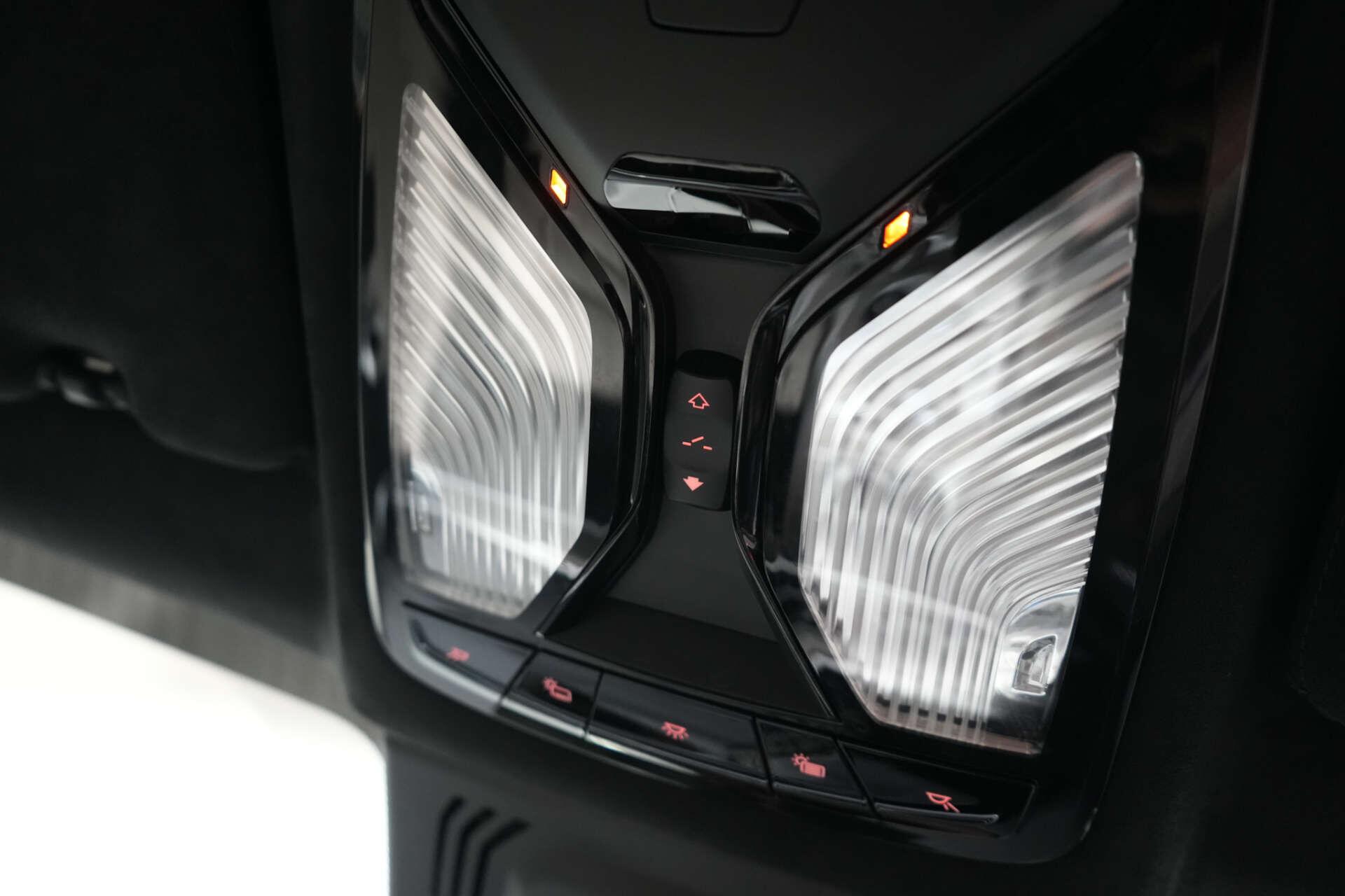 BMW X7 view 57