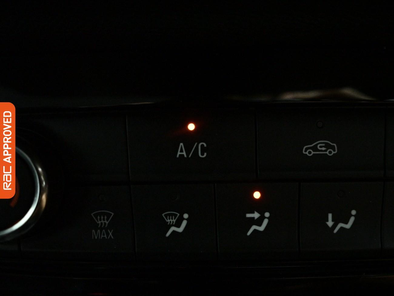 Vauxhall Corsa view 19