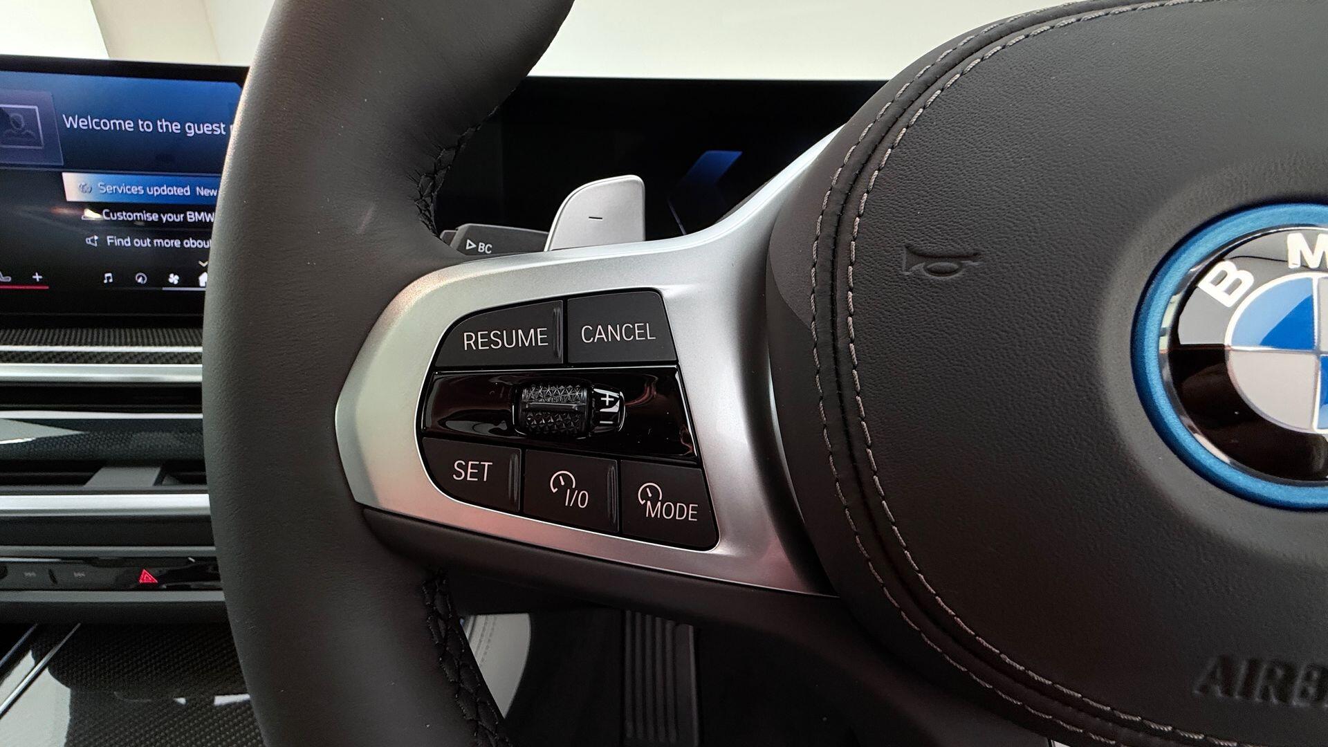 BMW X5 view 17