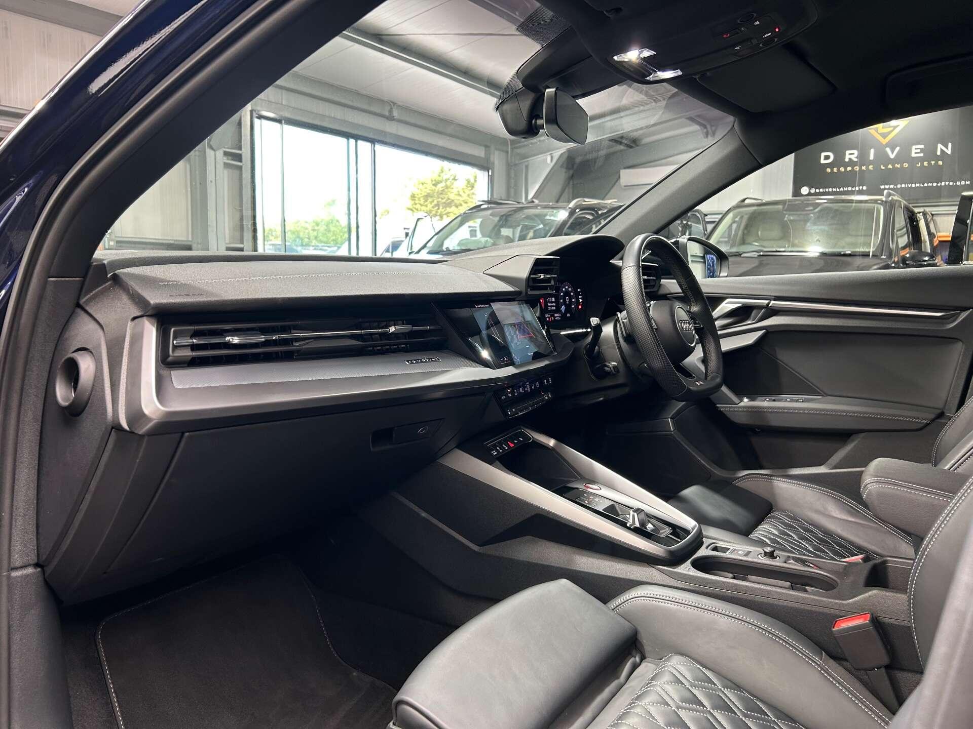Audi S3 view 32