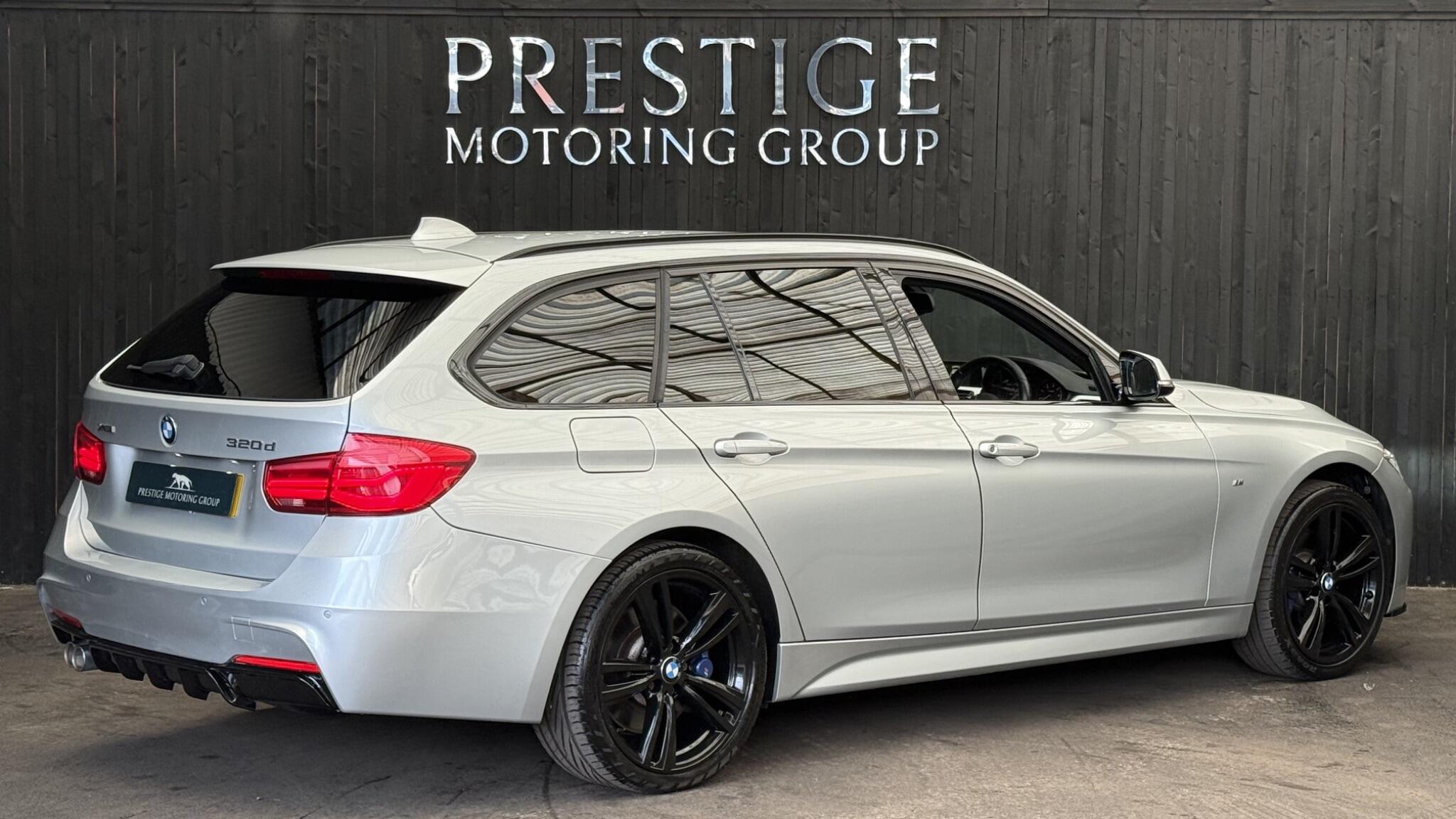 BMW 3 Series view 13