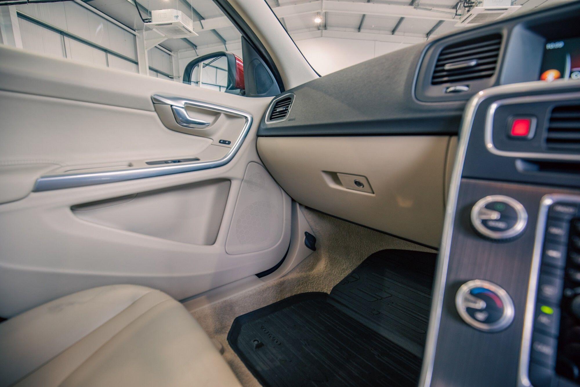 Volvo V60 view 22