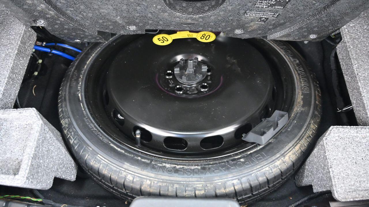 Volvo XC90 view 46