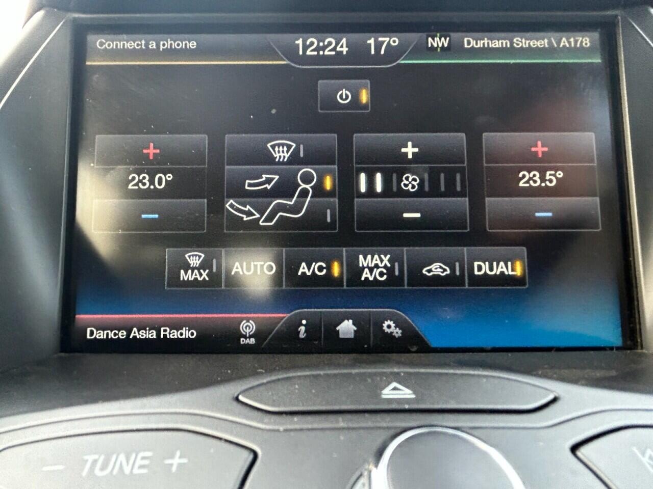 Ford Kuga view 35
