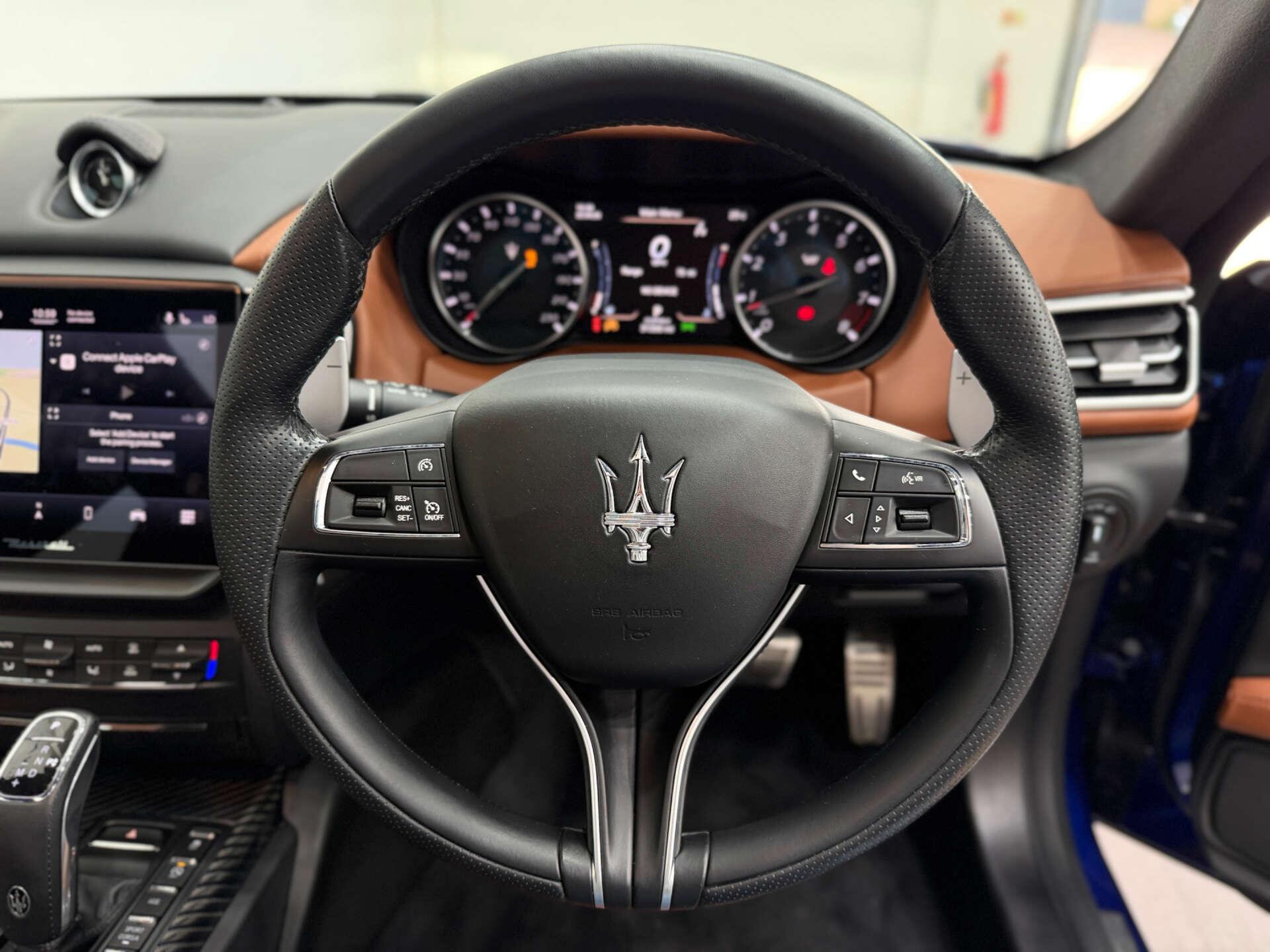 Maserati Ghibli view 22