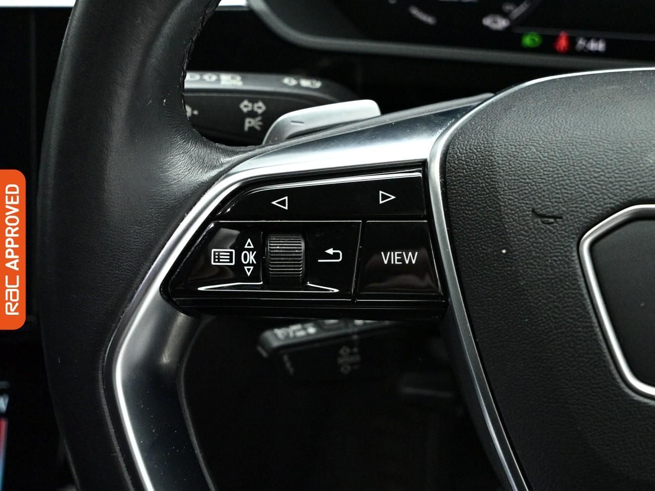 Audi E-Tron view 23