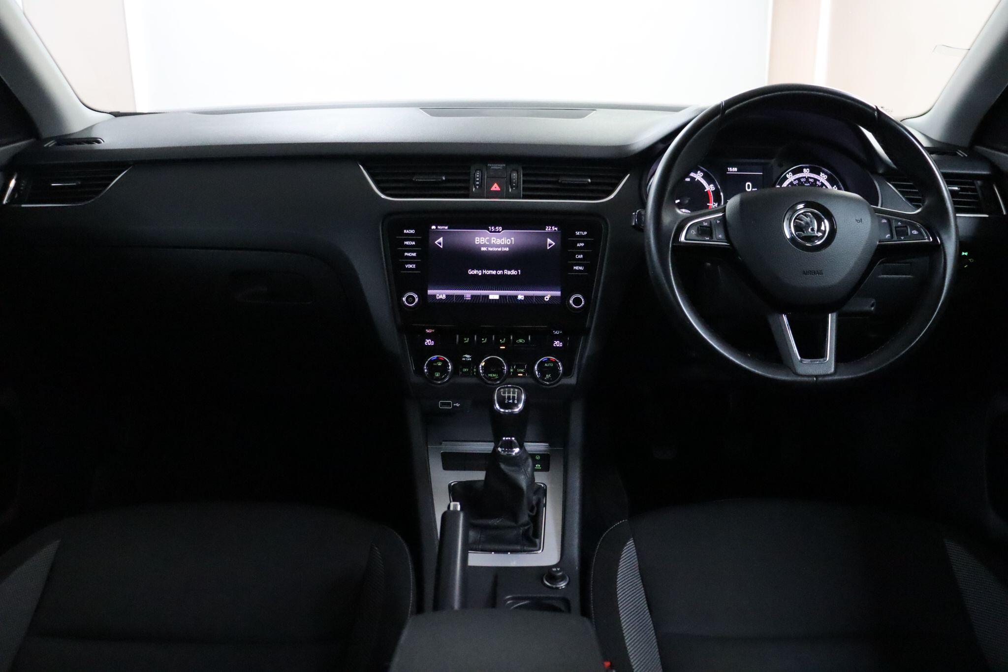 Skoda Octavia view 40