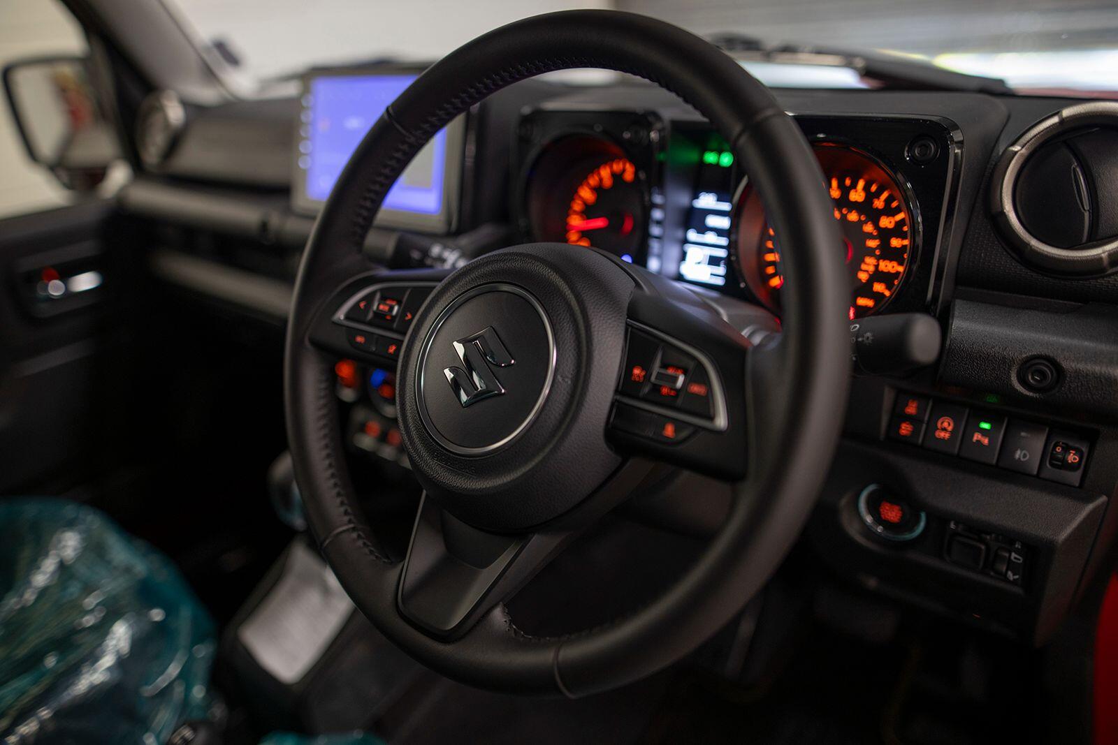 Suzuki Jimny view 28