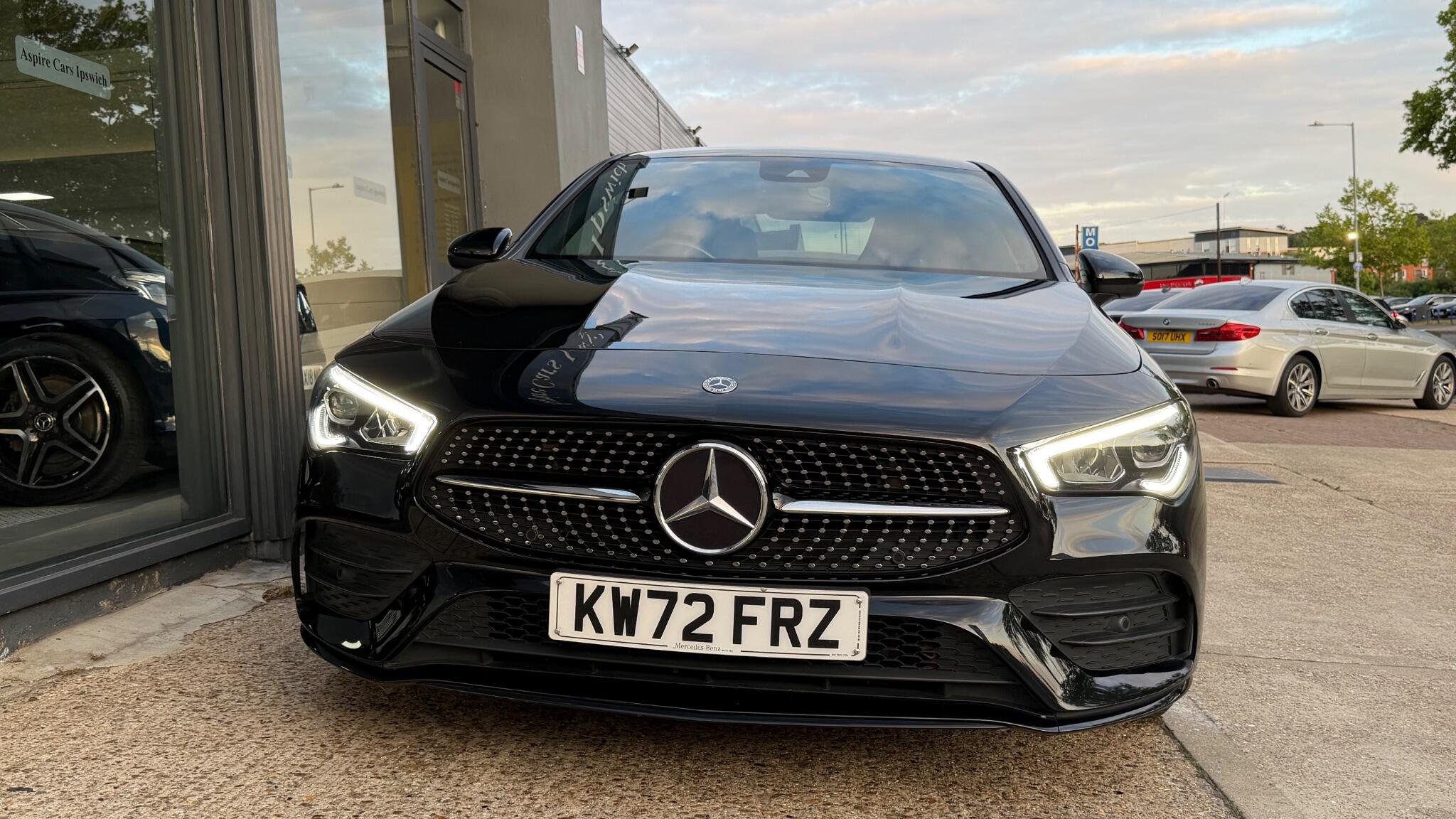 Mercedes-Benz Cla view 3