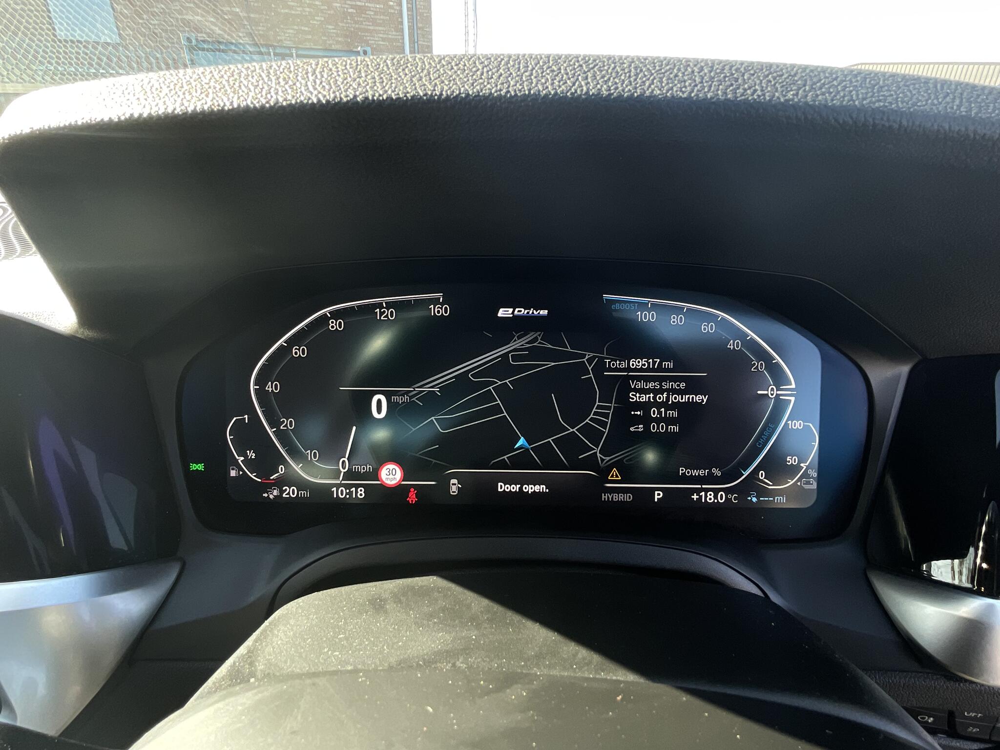 BMW 3 Series view 18