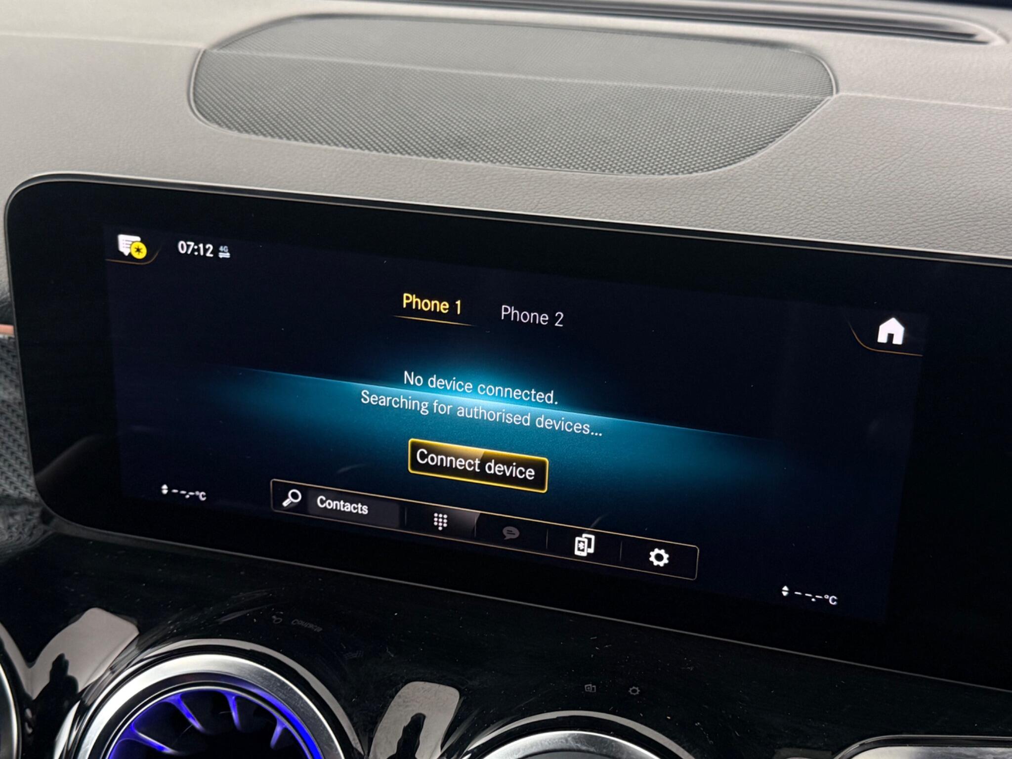 Mercedes-Benz GLB view 26