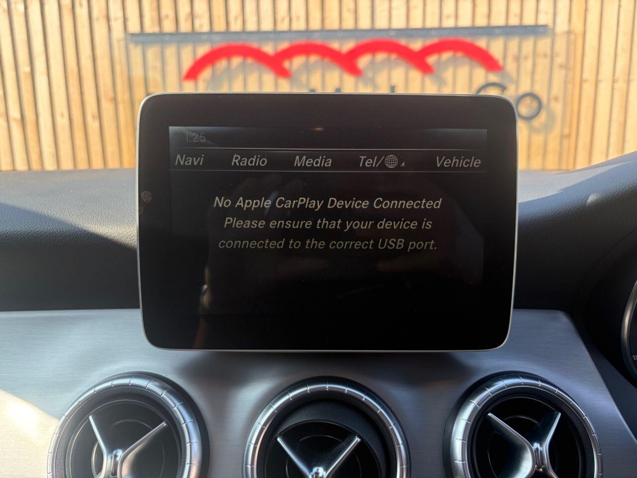 Mercedes-Benz Cla view 25