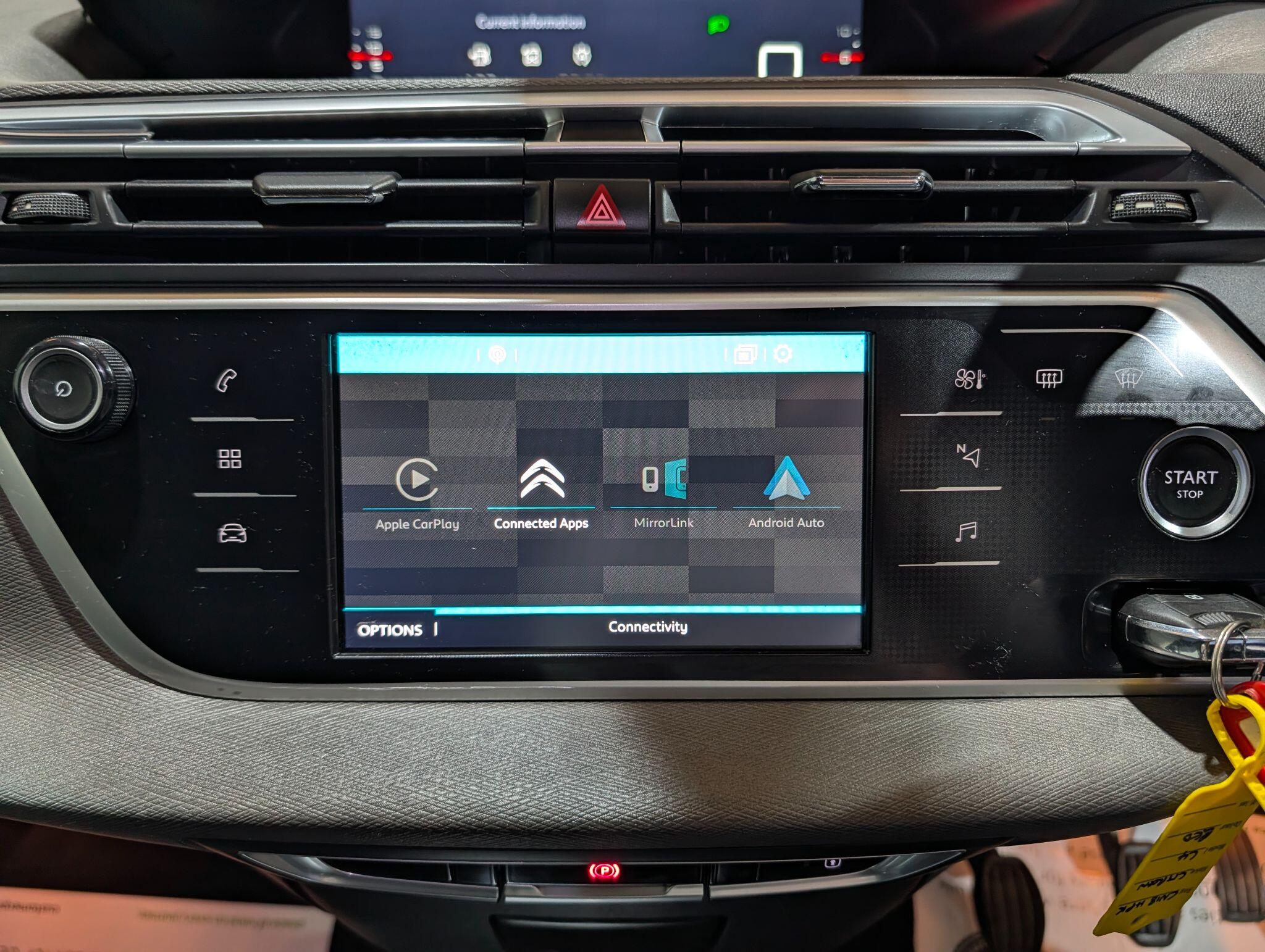 Citroen Grand C4 Picasso view 47