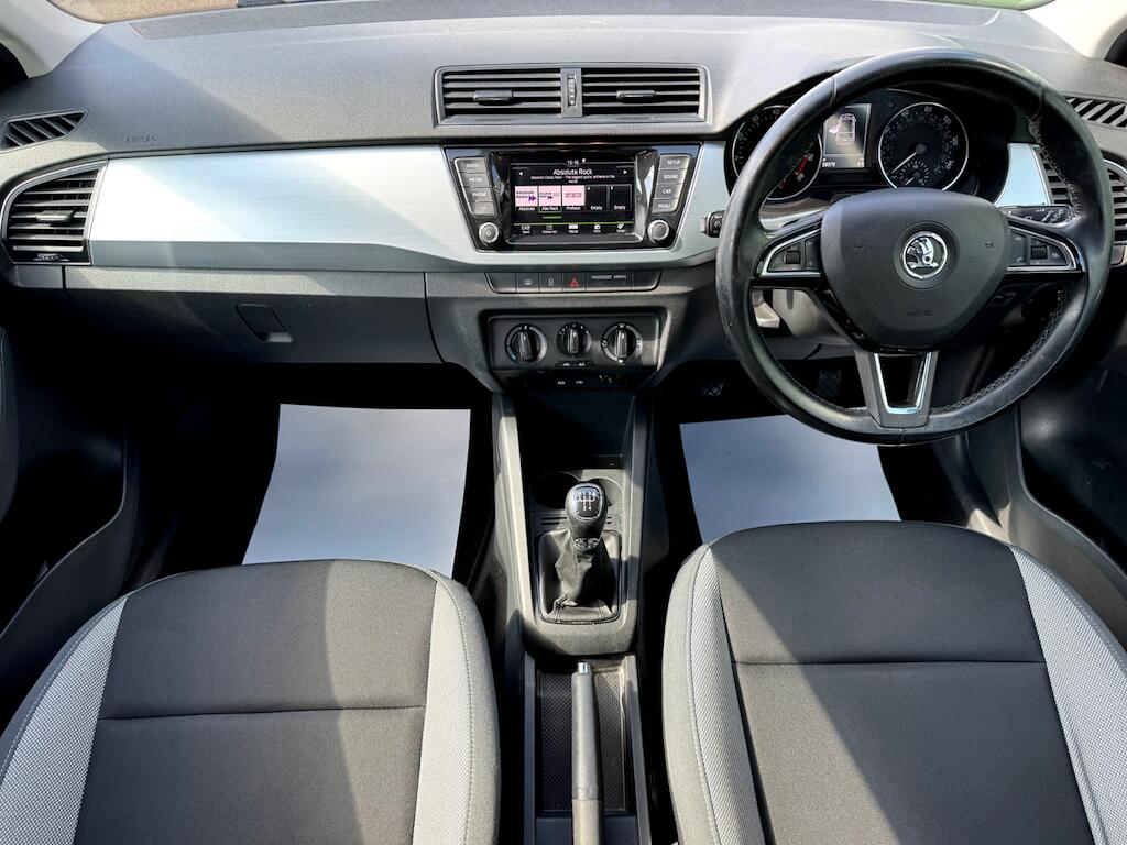 Skoda Fabia view 23