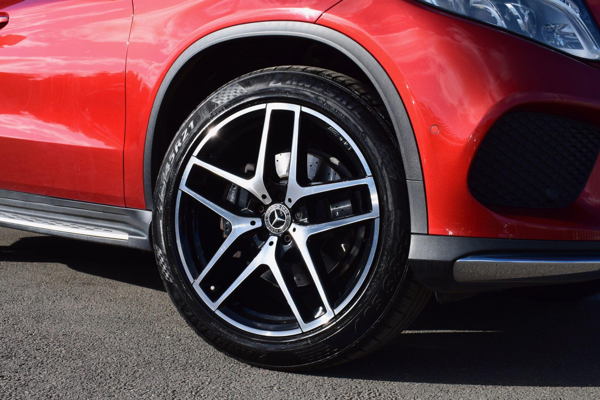 Mercedes-Benz GLE view 31