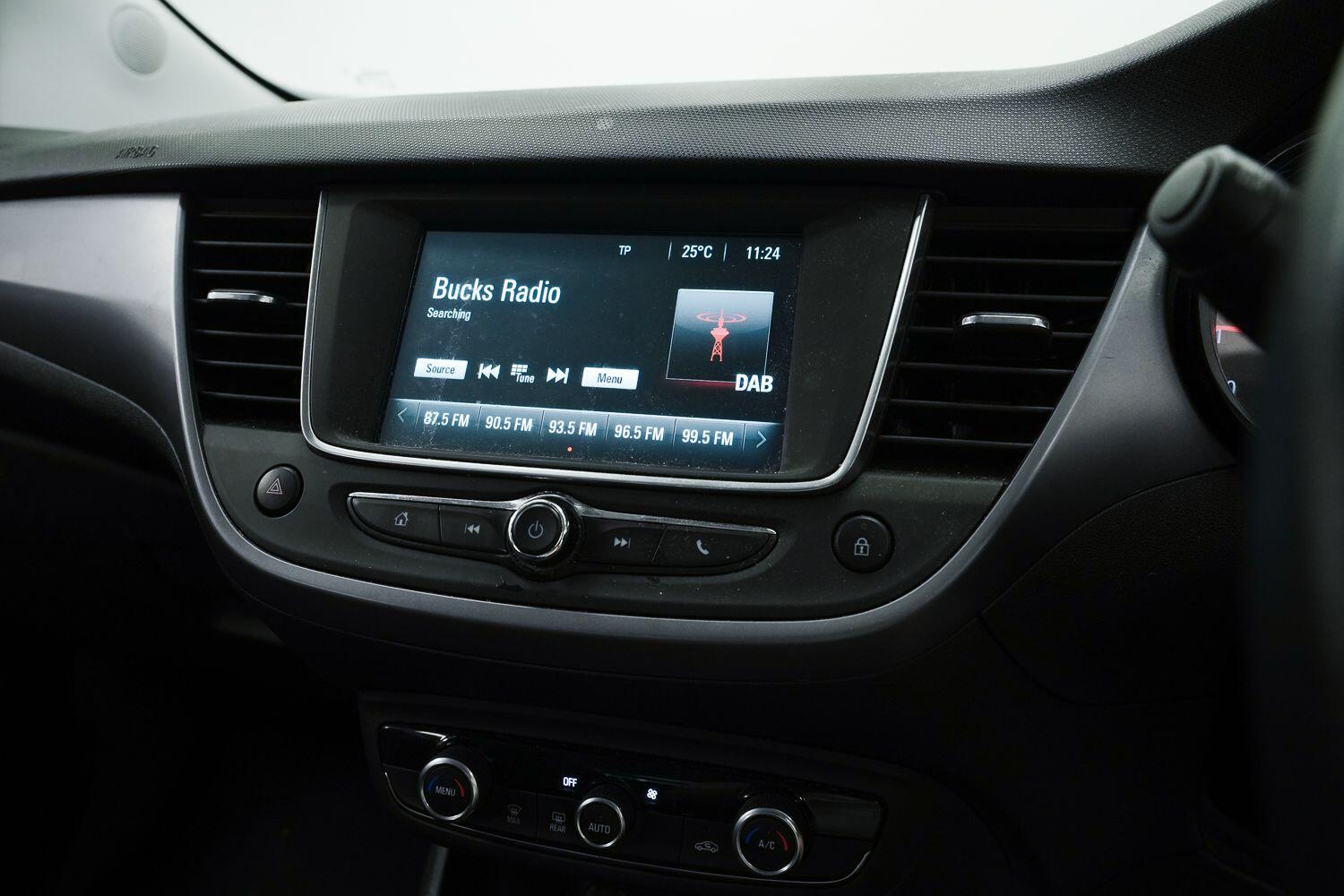 Vauxhall Crossland X view 23