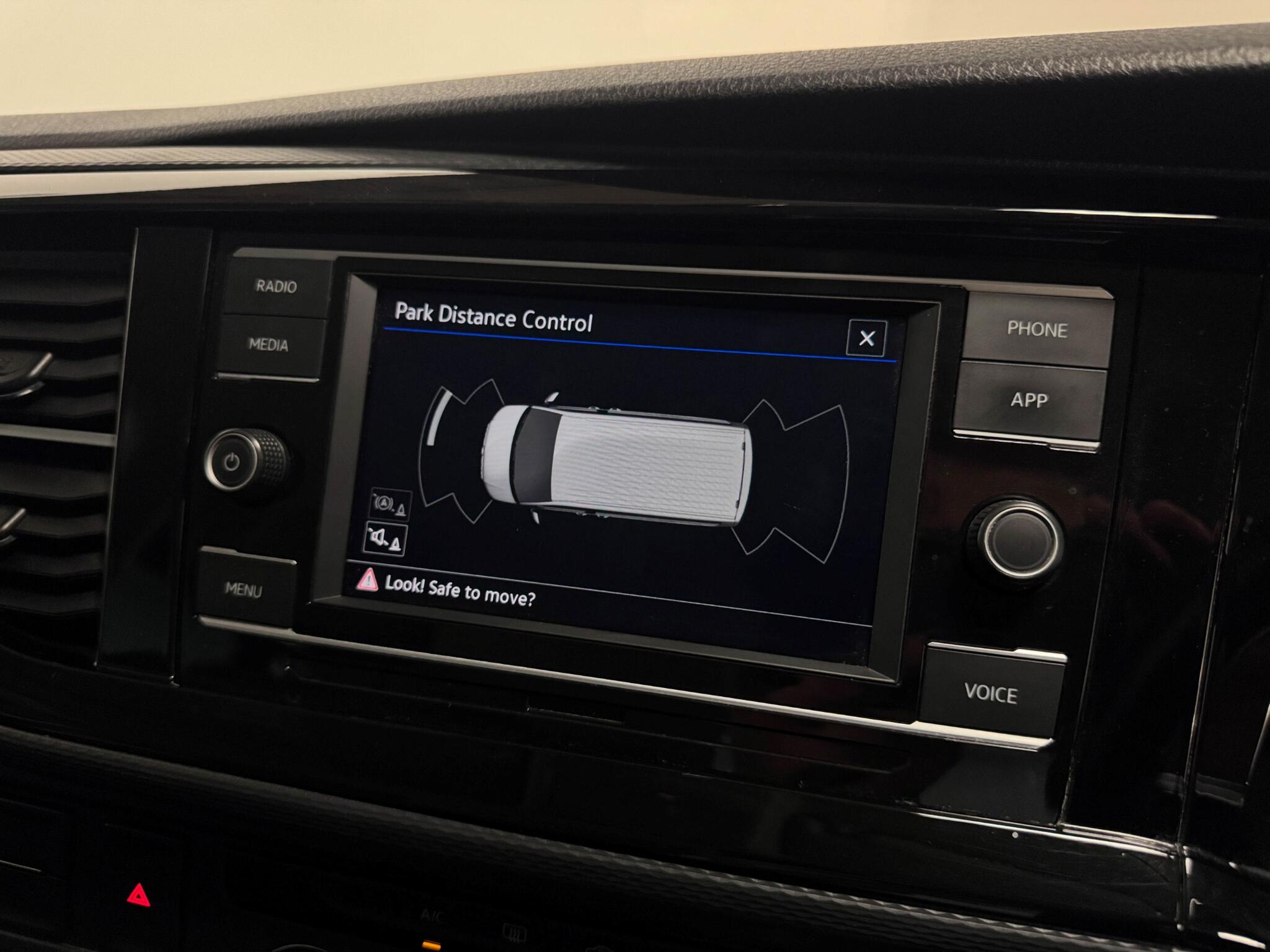 Volkswagen California view 38