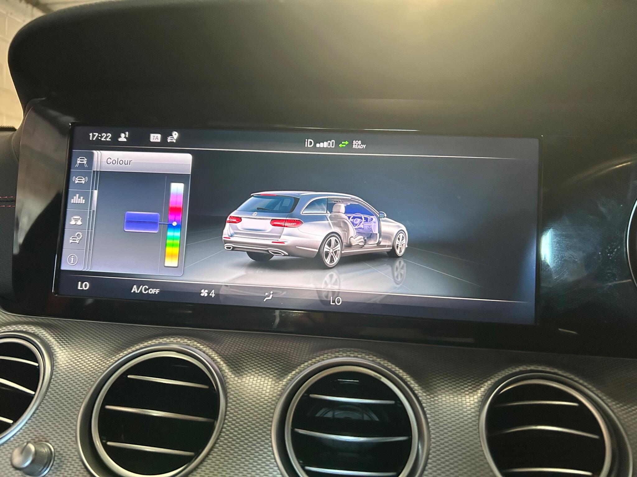 Mercedes-Benz E-Class view 24