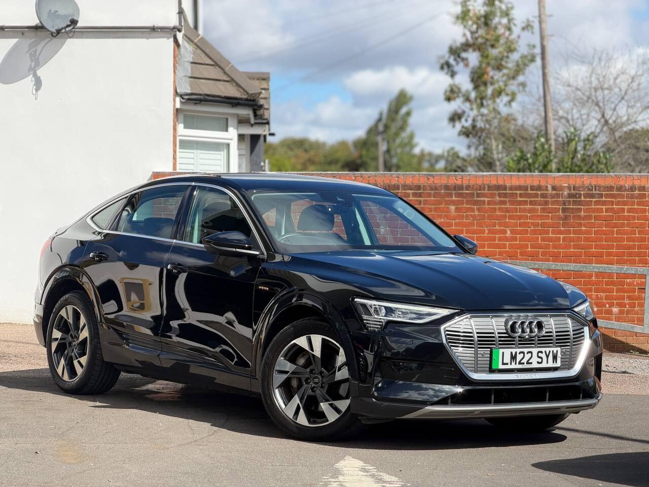 Audi E-Tron view 61