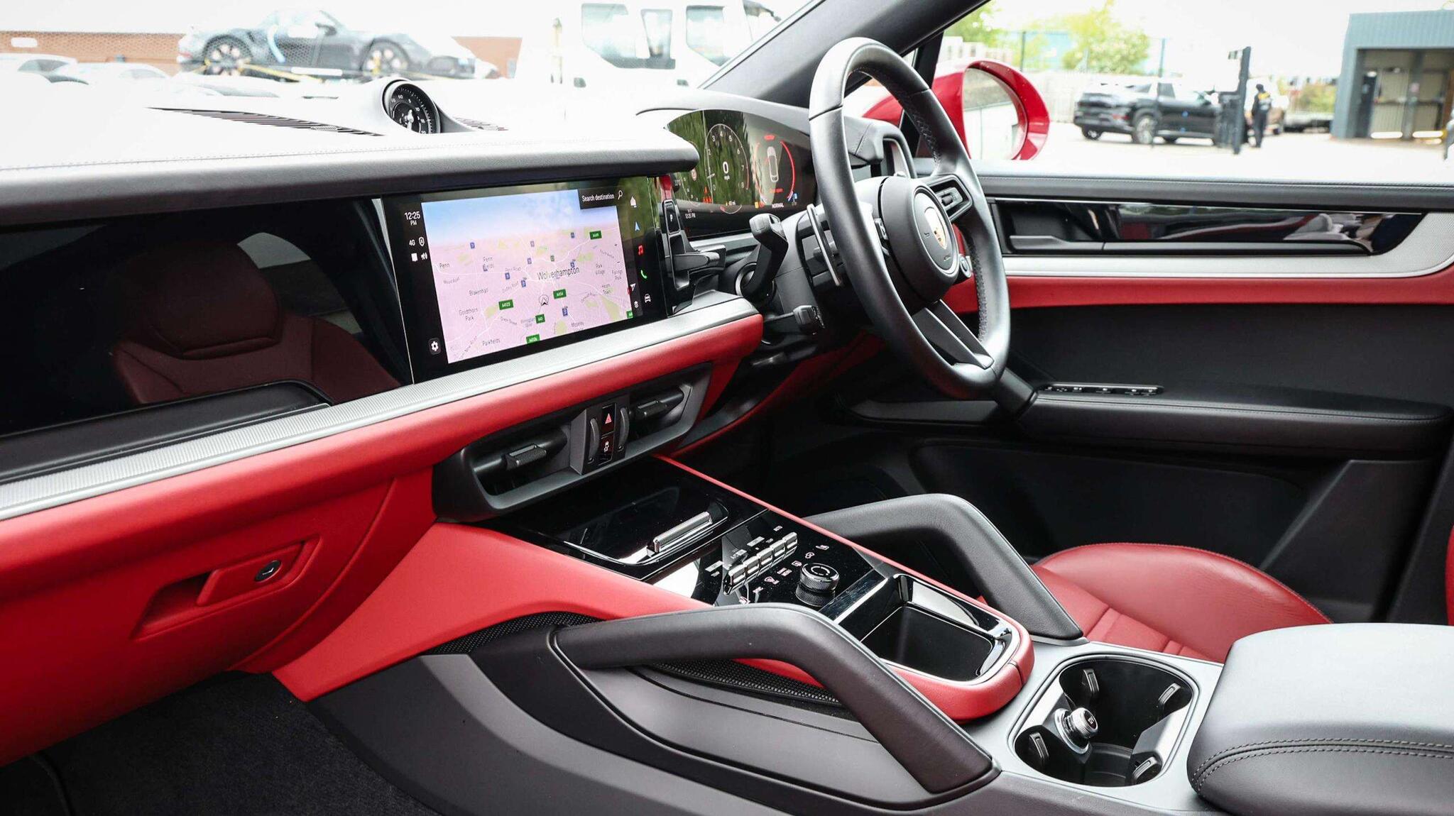 Porsche Cayenne view 4