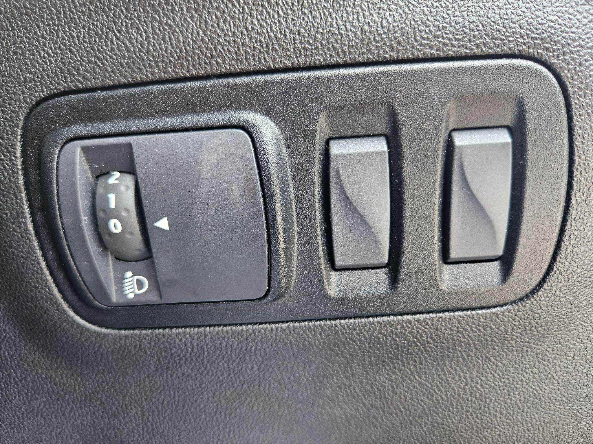 2017 Renault Kadjar image 38