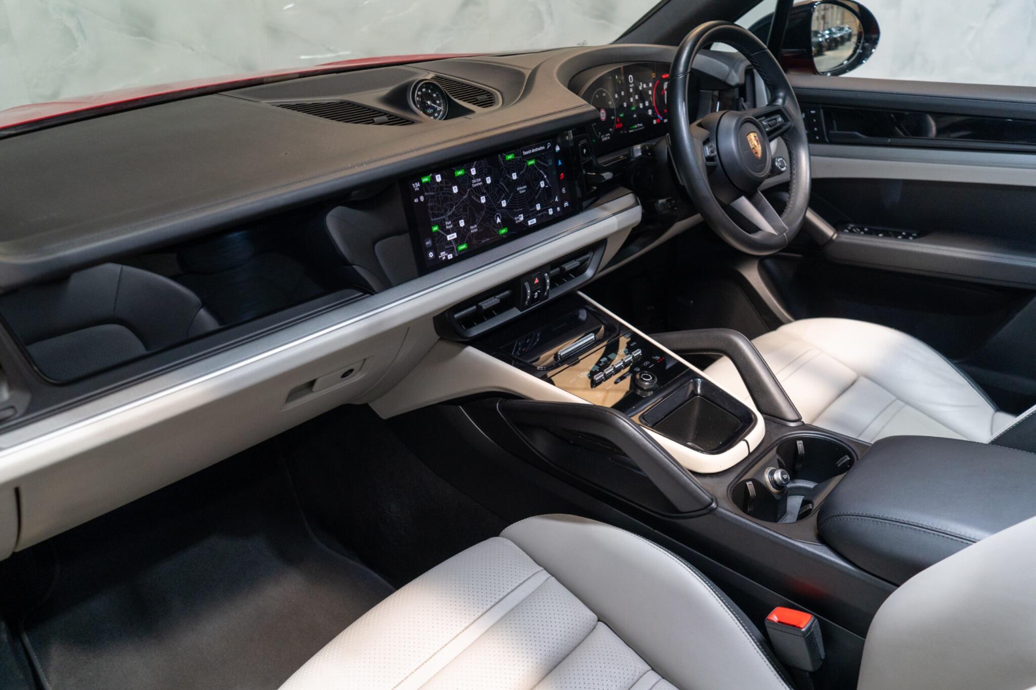 Porsche Cayenne view 14