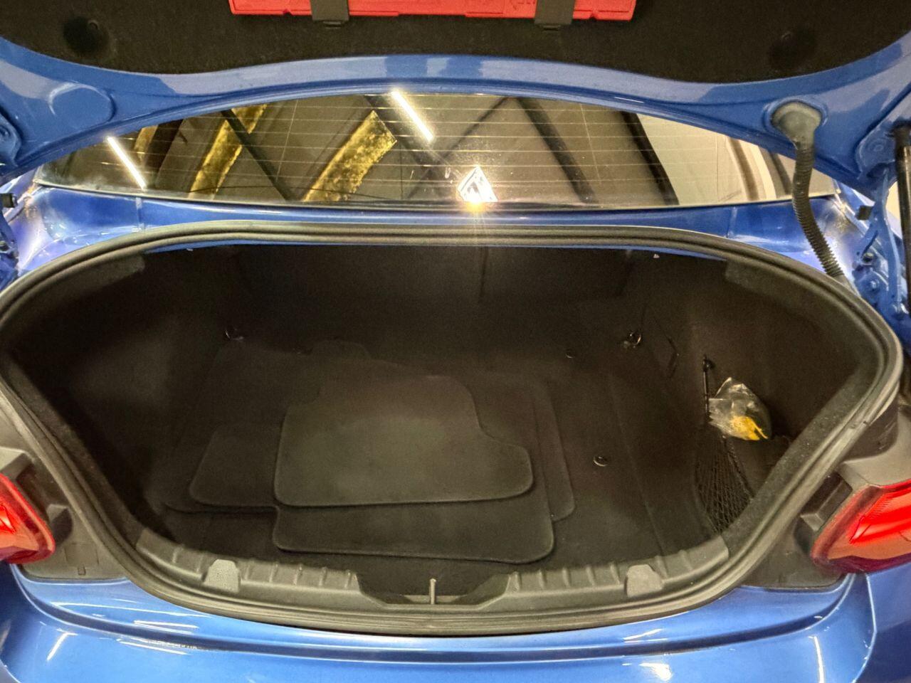 BMW 2 Series view 27