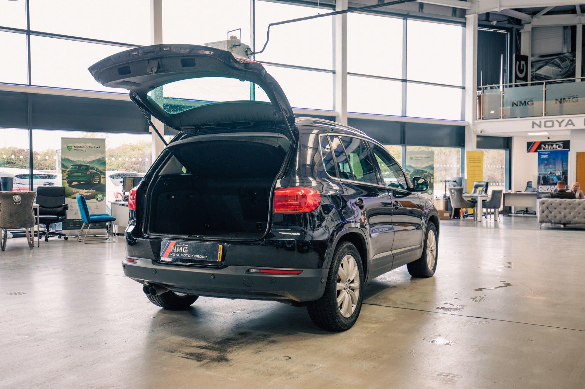 Volkswagen Tiguan view 33