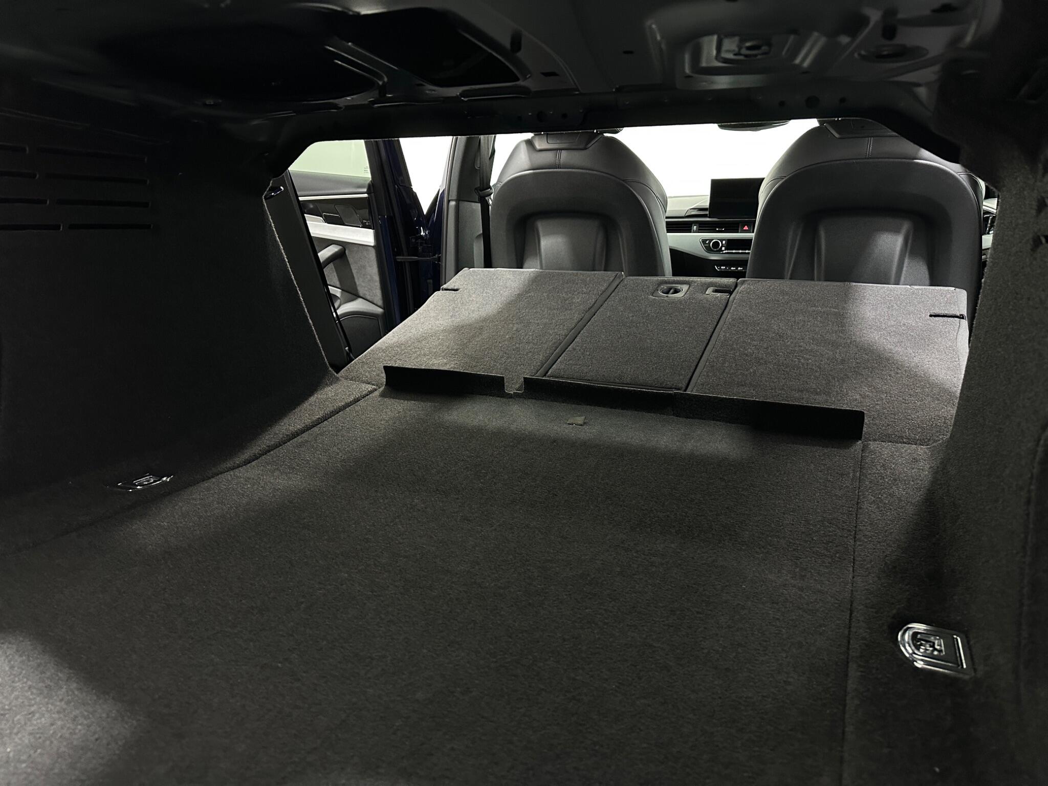 Audi A4 view 44