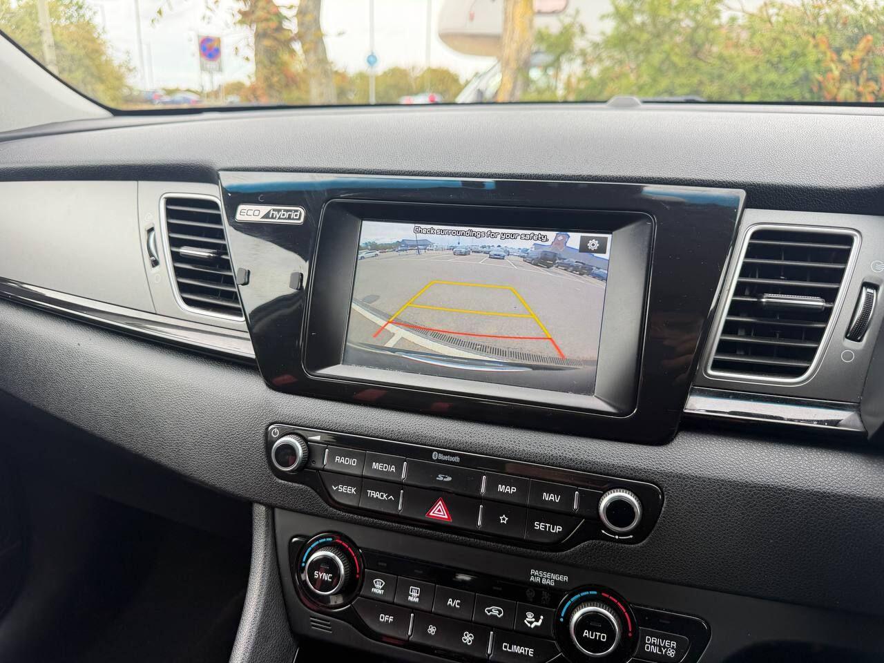 Kia Niro view 33