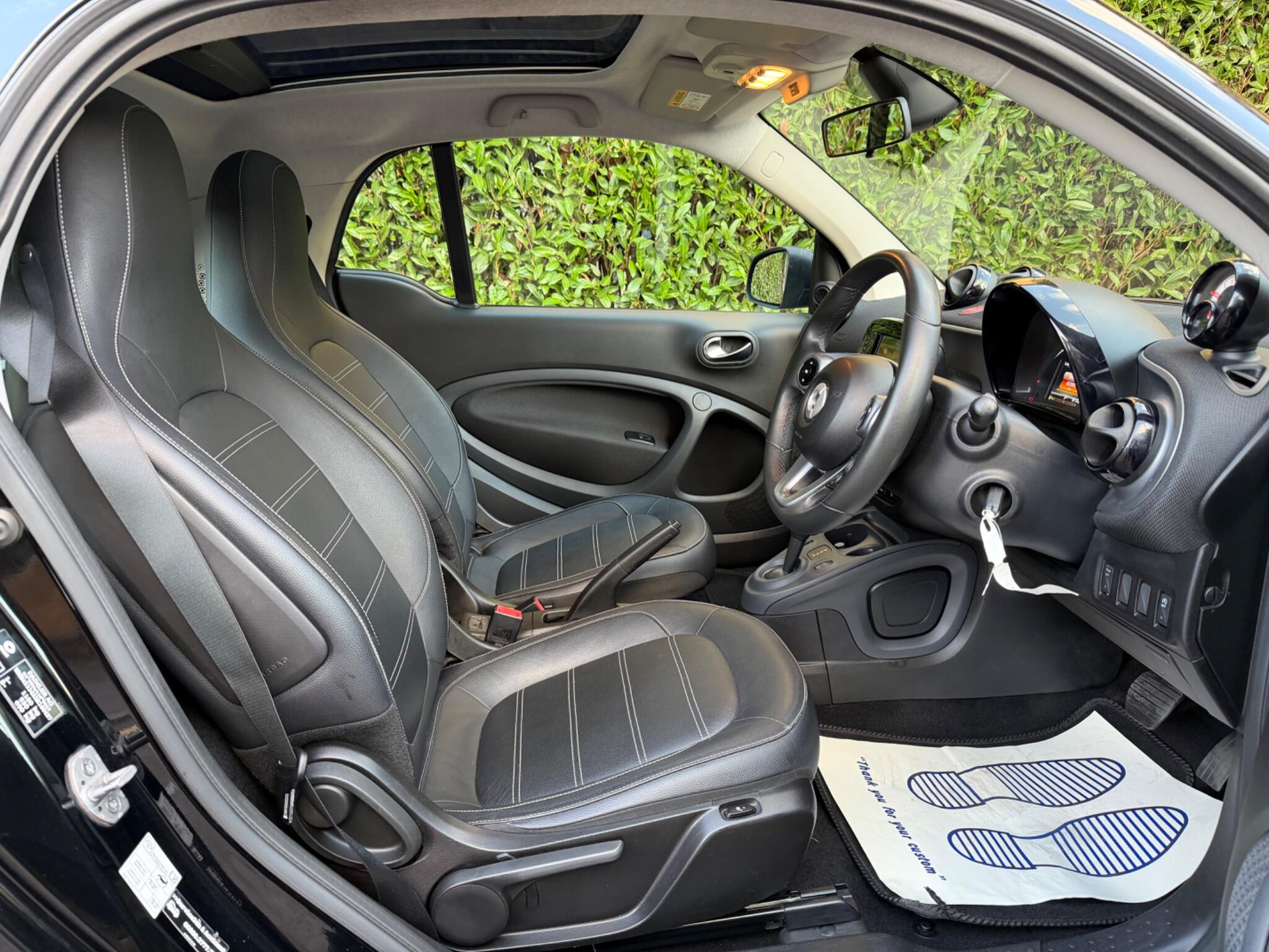 smart Fortwo view 10