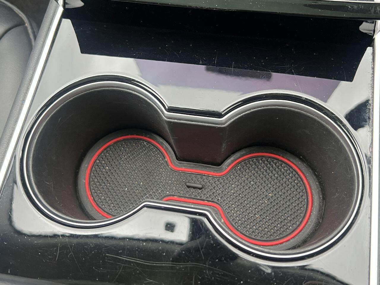 Tesla Model 3 view 32